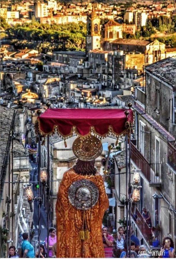 Il Loto Apartman Caltagirone Kültér fotó